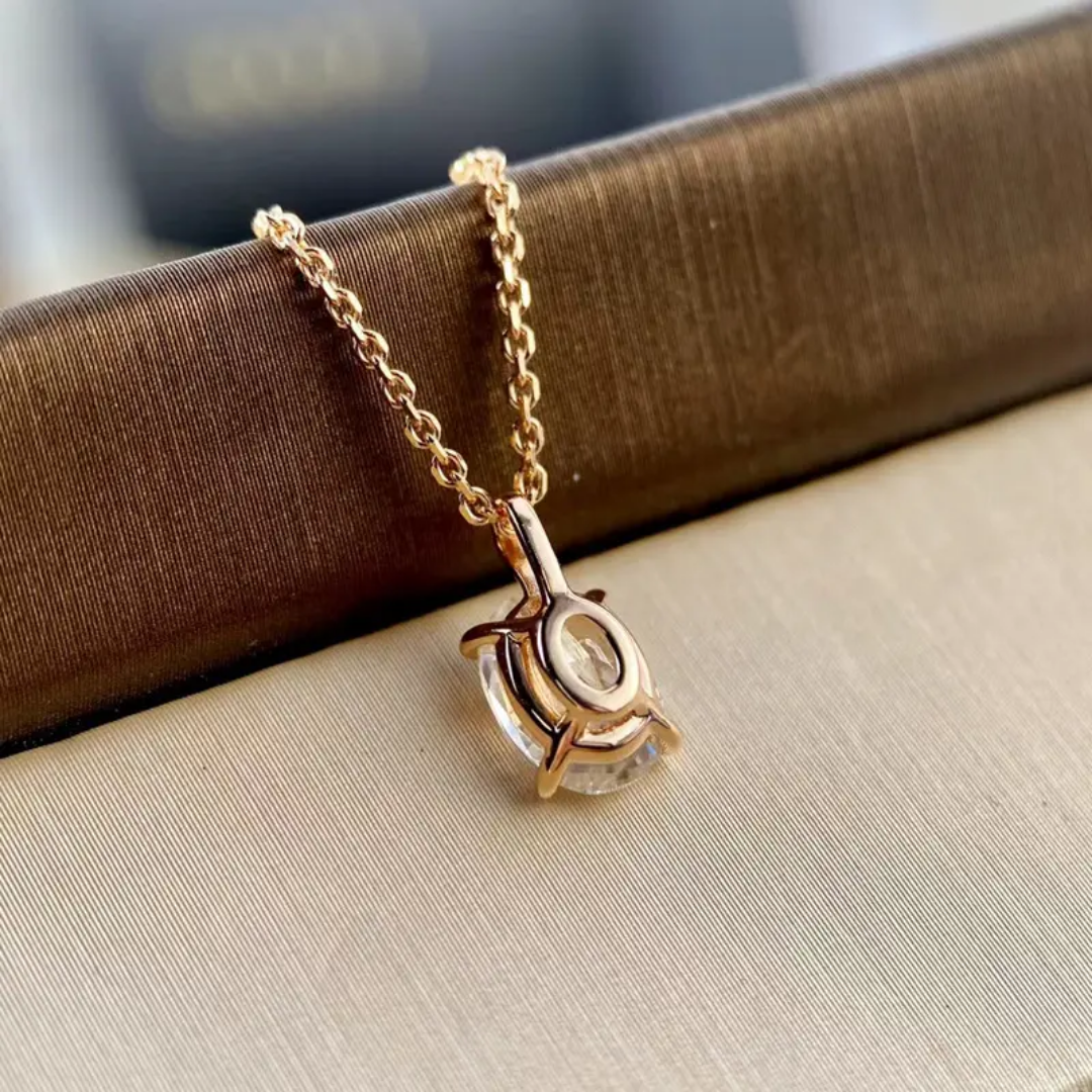 Oval belle necklace
