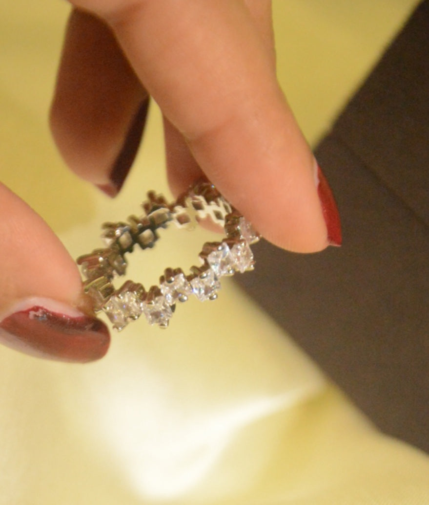 Bossy tennis ring adjustable gold