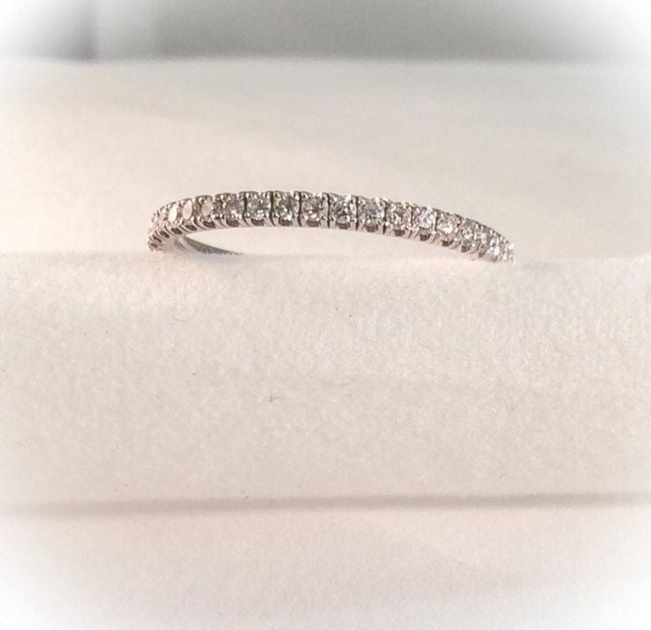 Minimal classy silver ring ( adjustable )