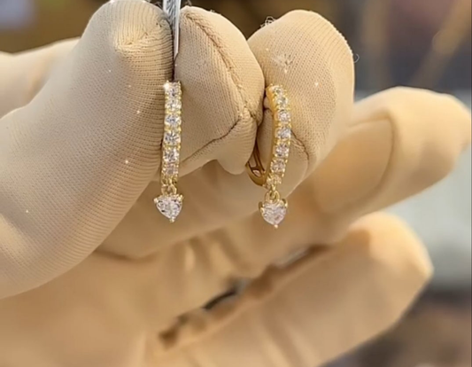 Princess heart earing gold