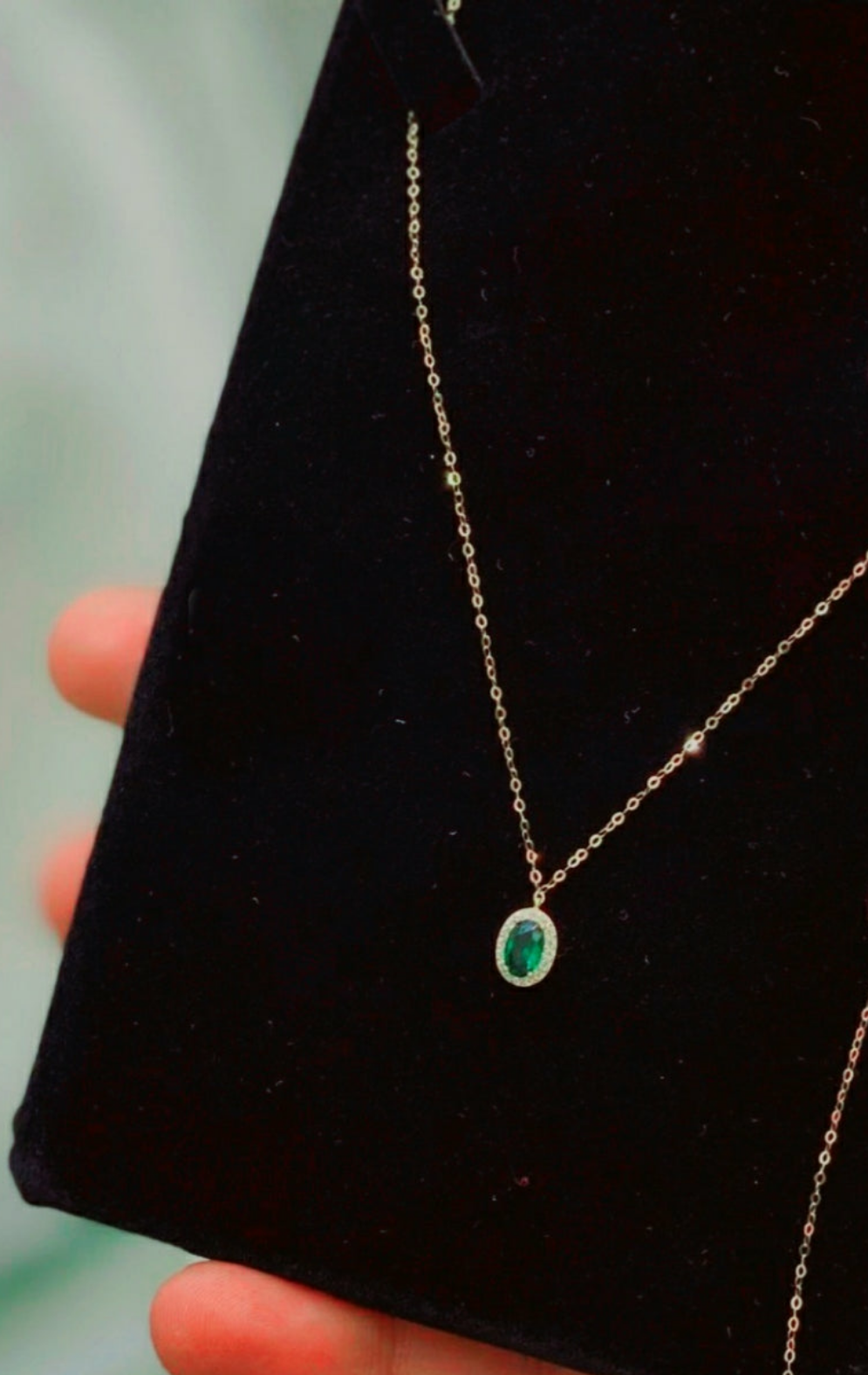 Emerald juliet set necklace + earing