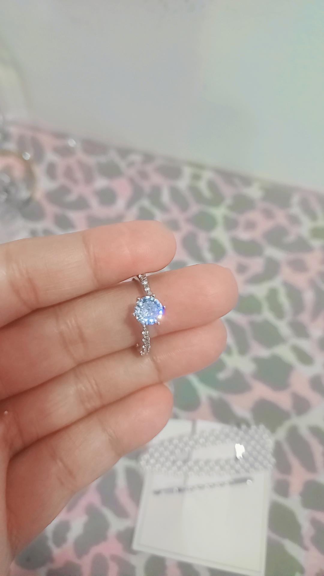 Silver single stone adjustable