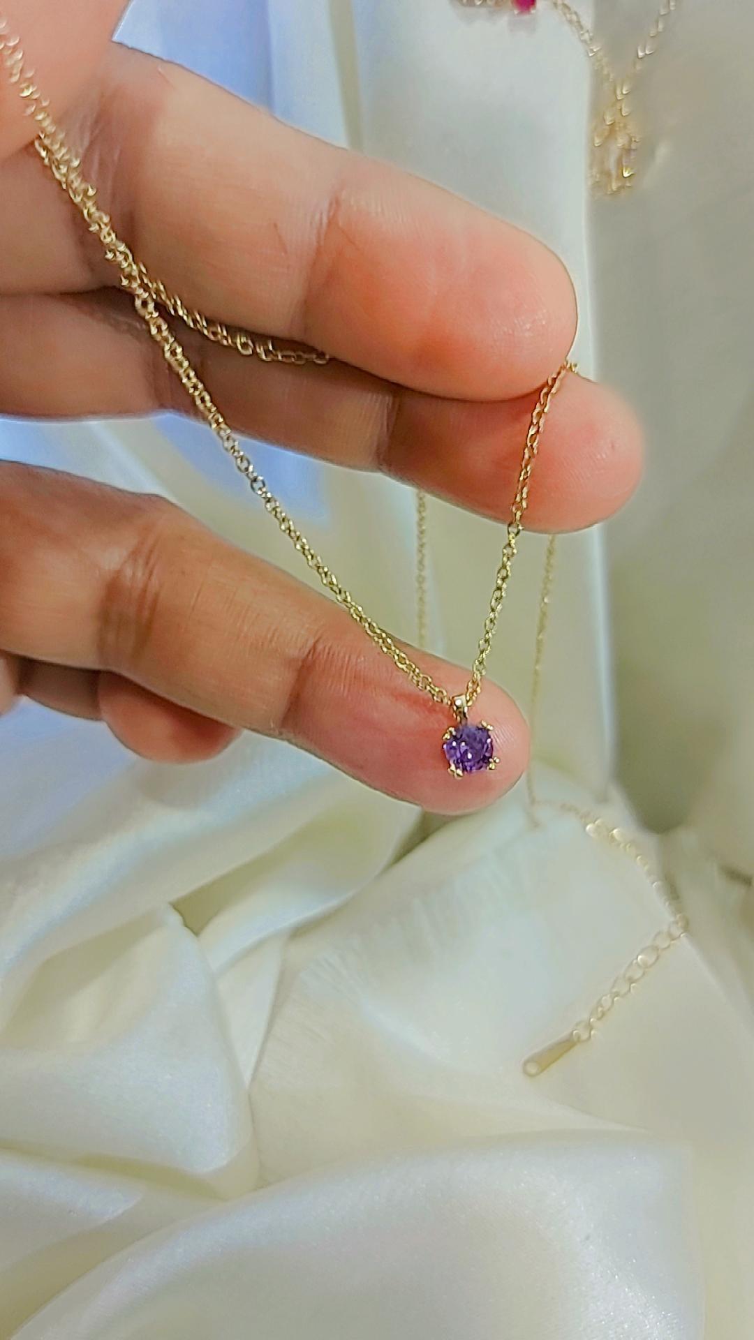 Levendor tiny square necklace