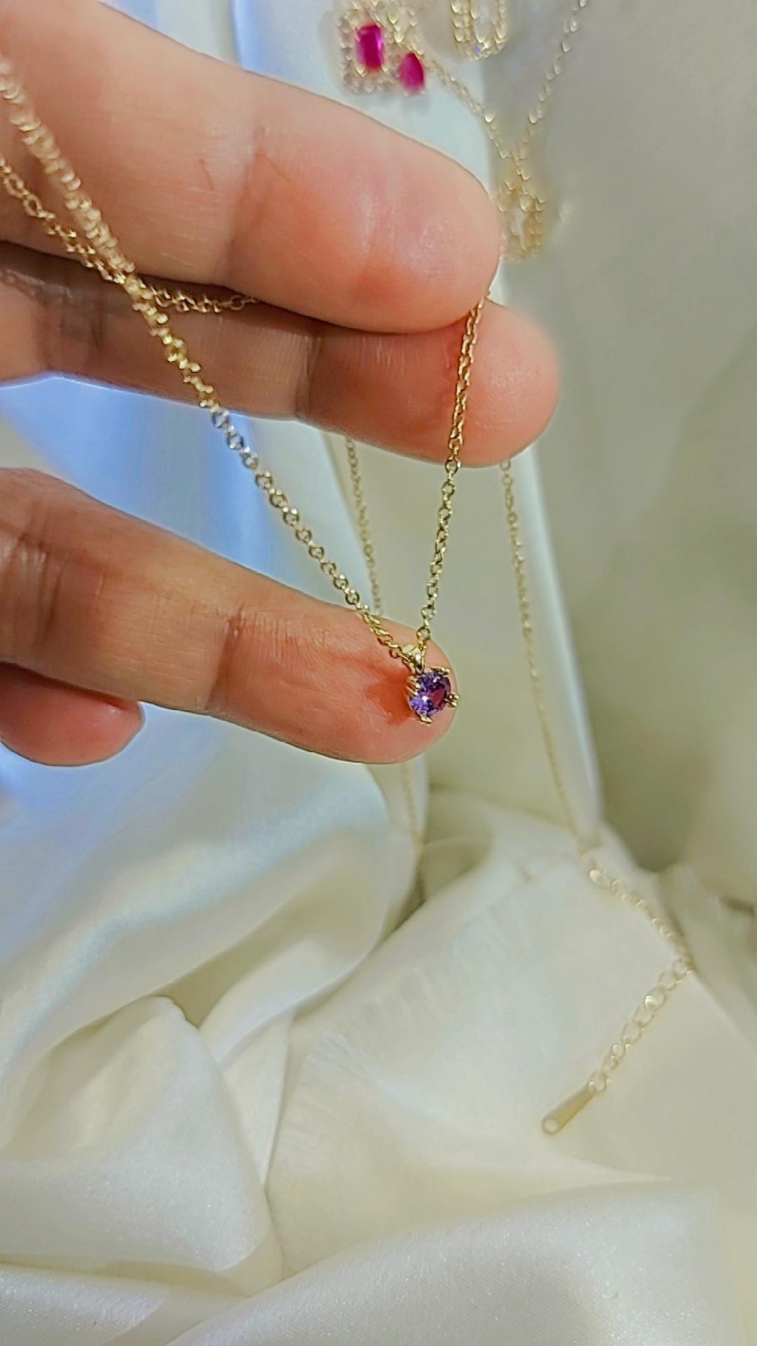 Levendor tiny square necklace