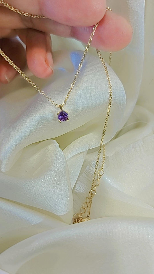 Levendor tiny square necklace