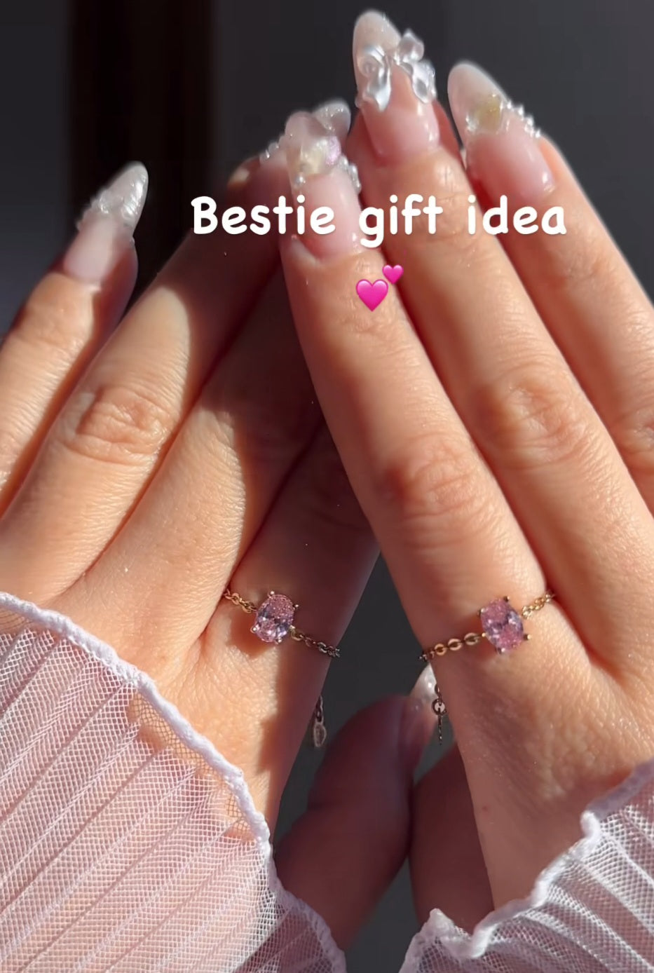 Baby pink adjustable oval chain ring