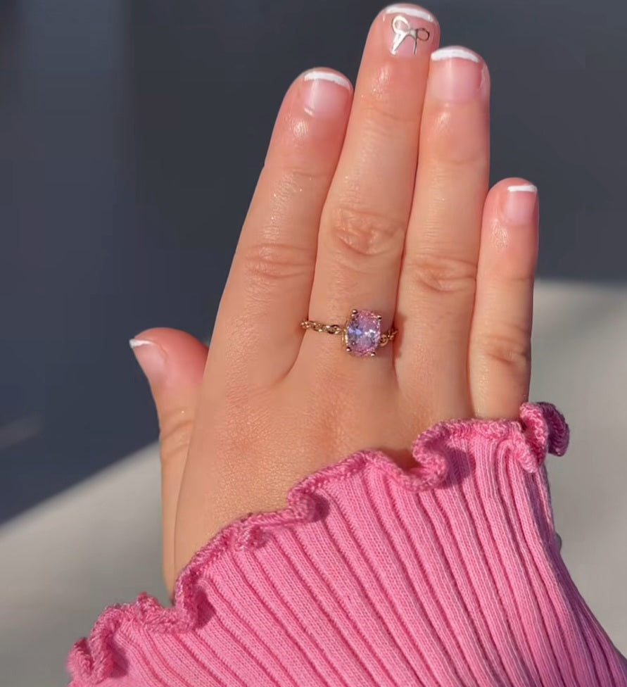 Baby pink adjustable oval chain ring