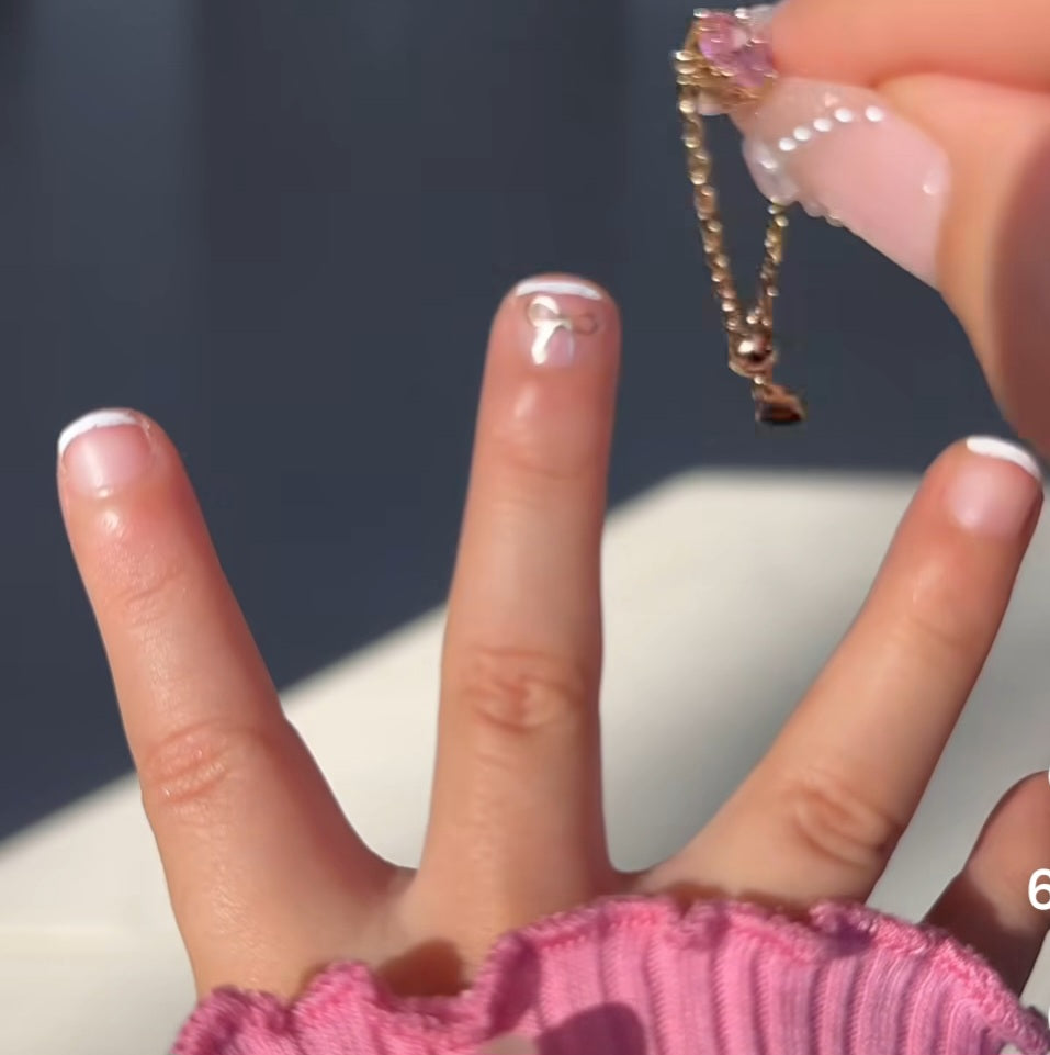 Baby pink adjustable oval chain ring