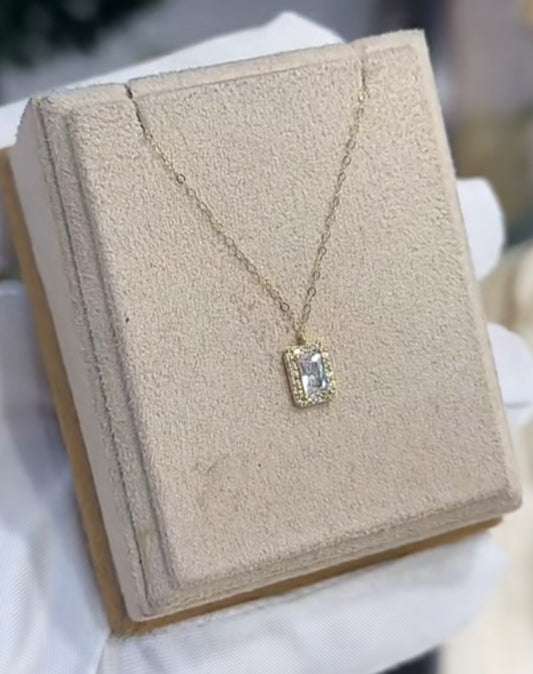 White princess necklace