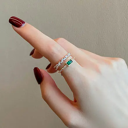 2 layer  emerald dynasty ring