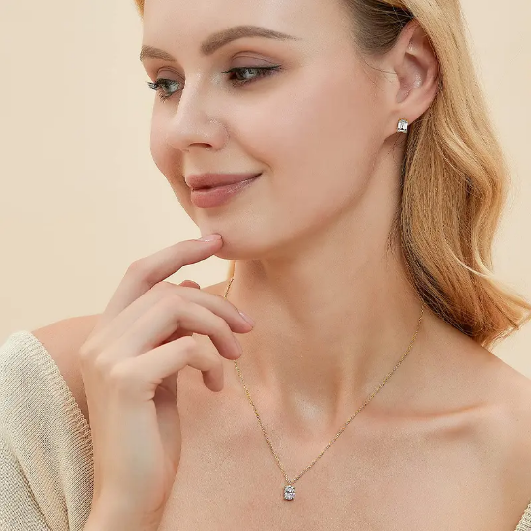 Oval  belle necklace