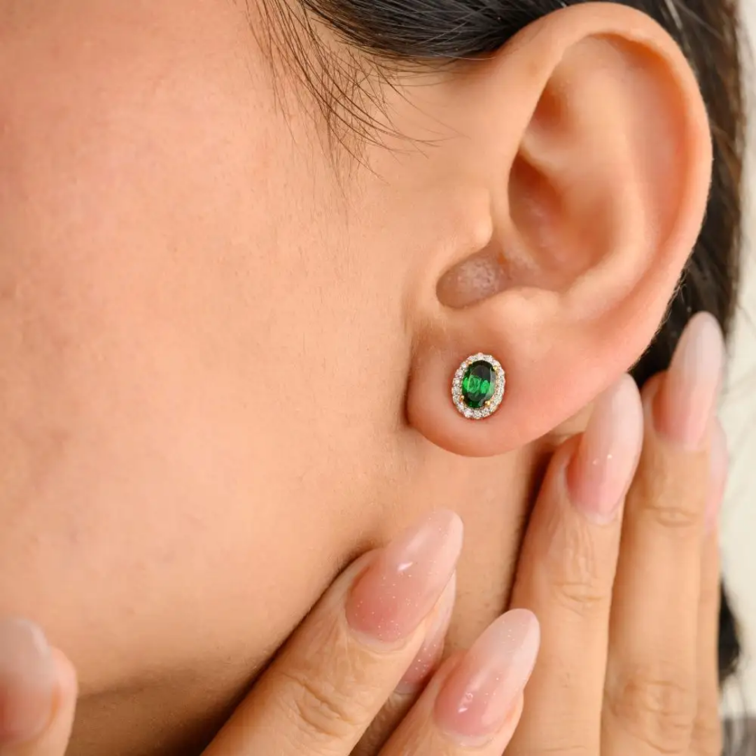 Emerald Juliet earing