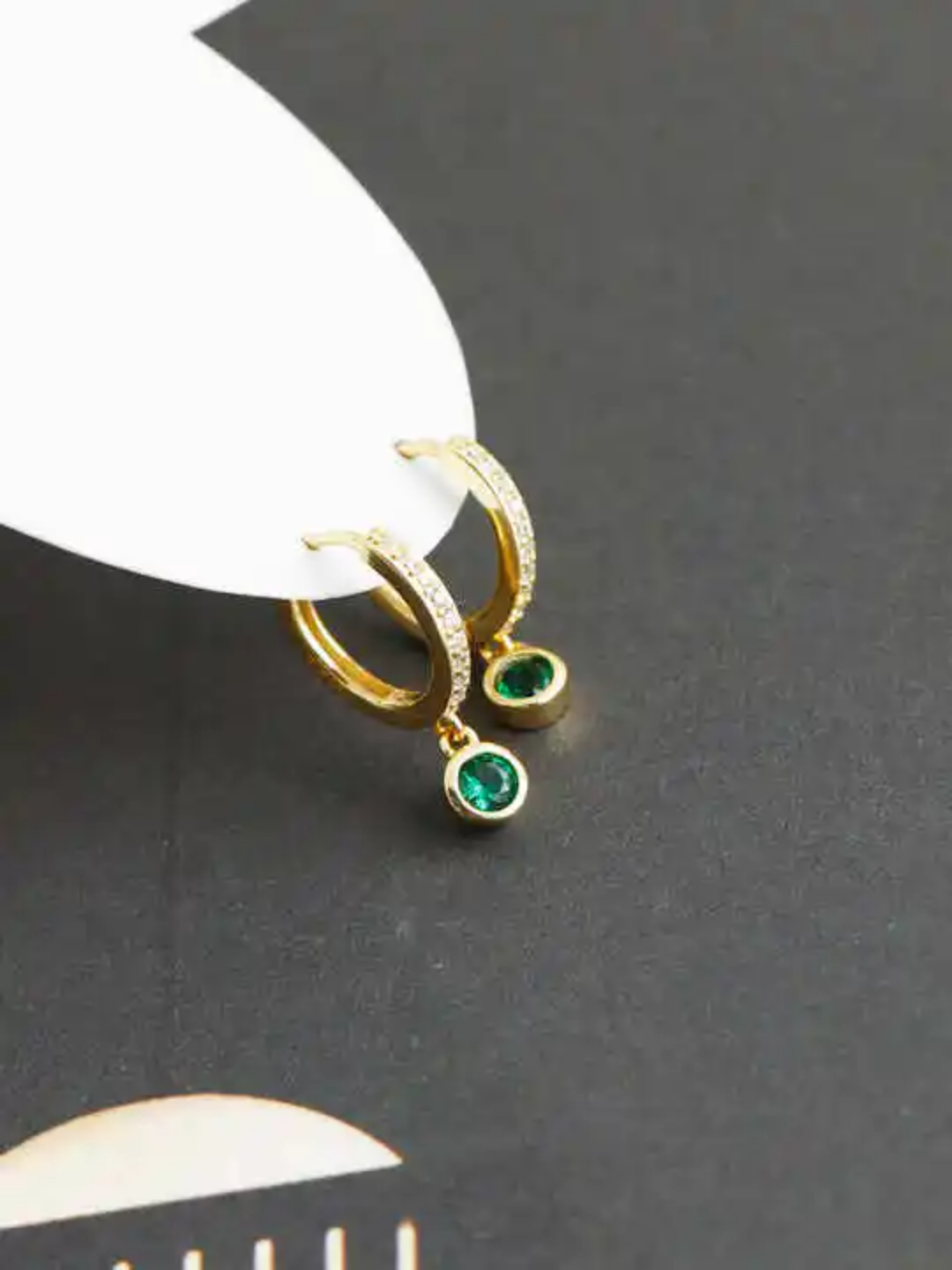 Emeraled green diva earings