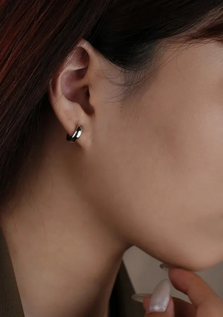Silver mini hoops