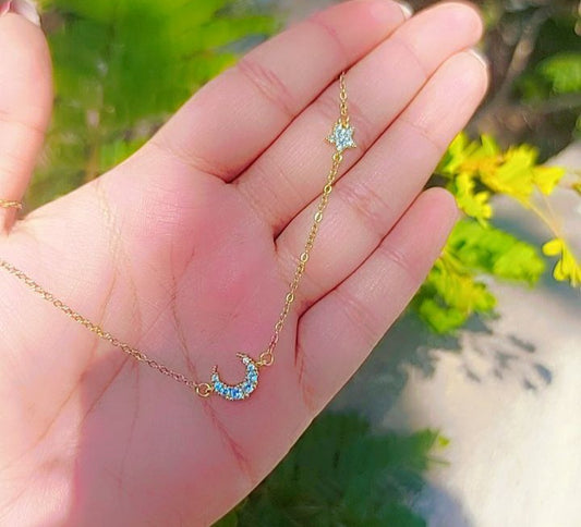 Dainty Moon star necklace