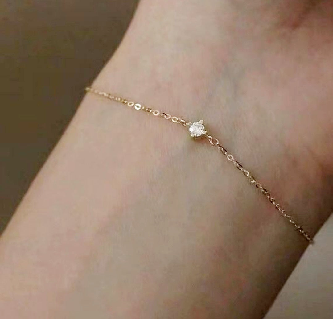 Minimal Diamond bracelet