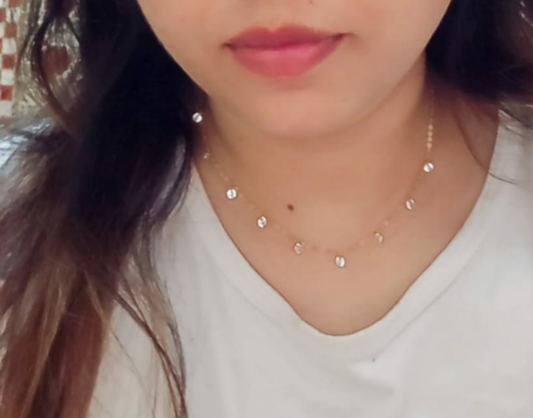 White lily necklace