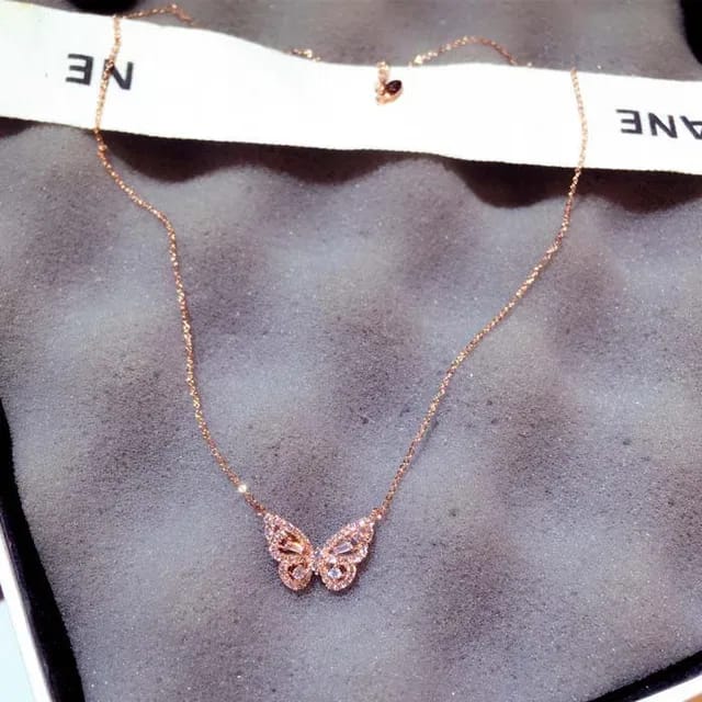 Rosegold butterfly necklace