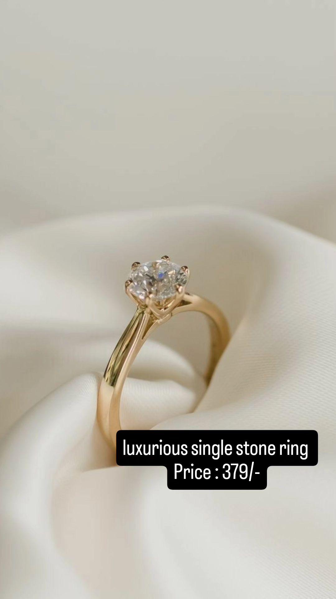 Luxurious Single stone gold ring ( adjustable)