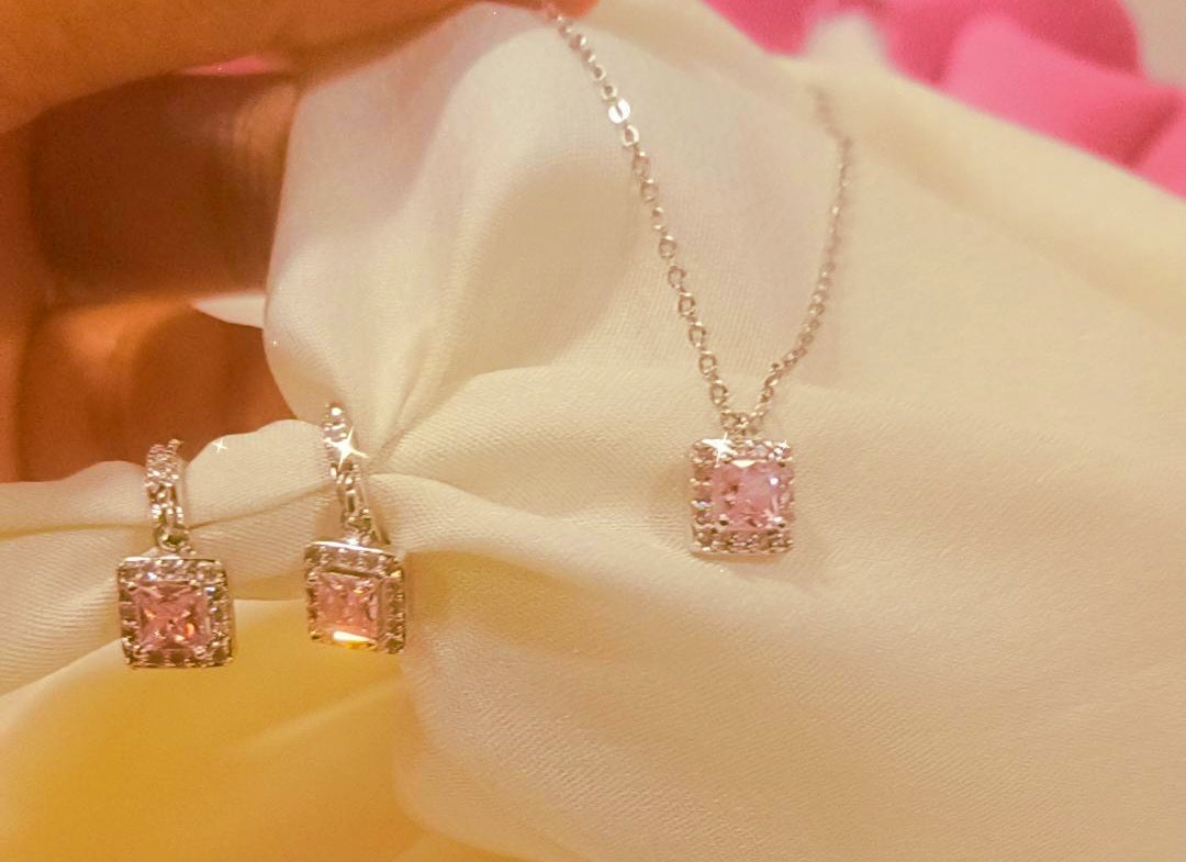 Baby pink square set