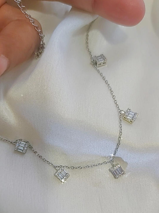 Silver luxury necklace