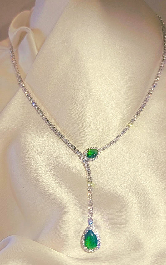 emerald luxury diamond necklace