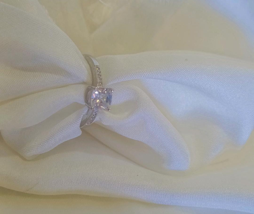 White small square ring