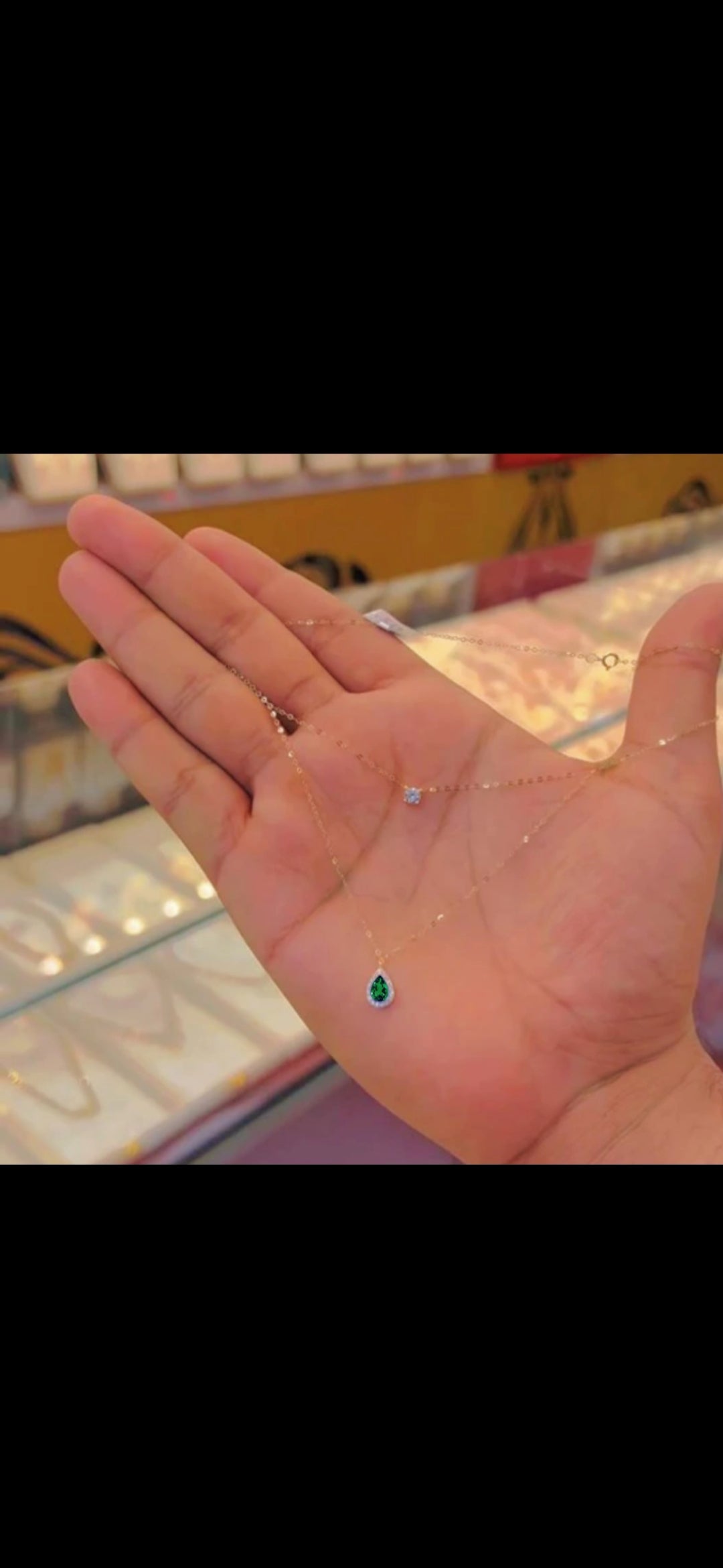 2 layer emerald green queen necklace best seller