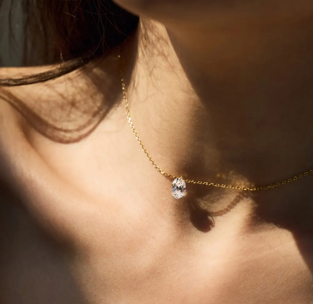 Oval  belle necklace