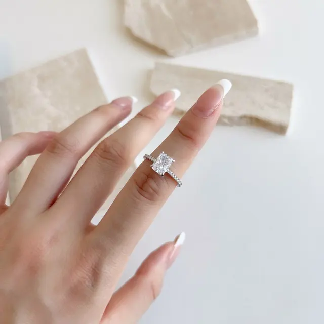 Adjustable Classic rectangle ring