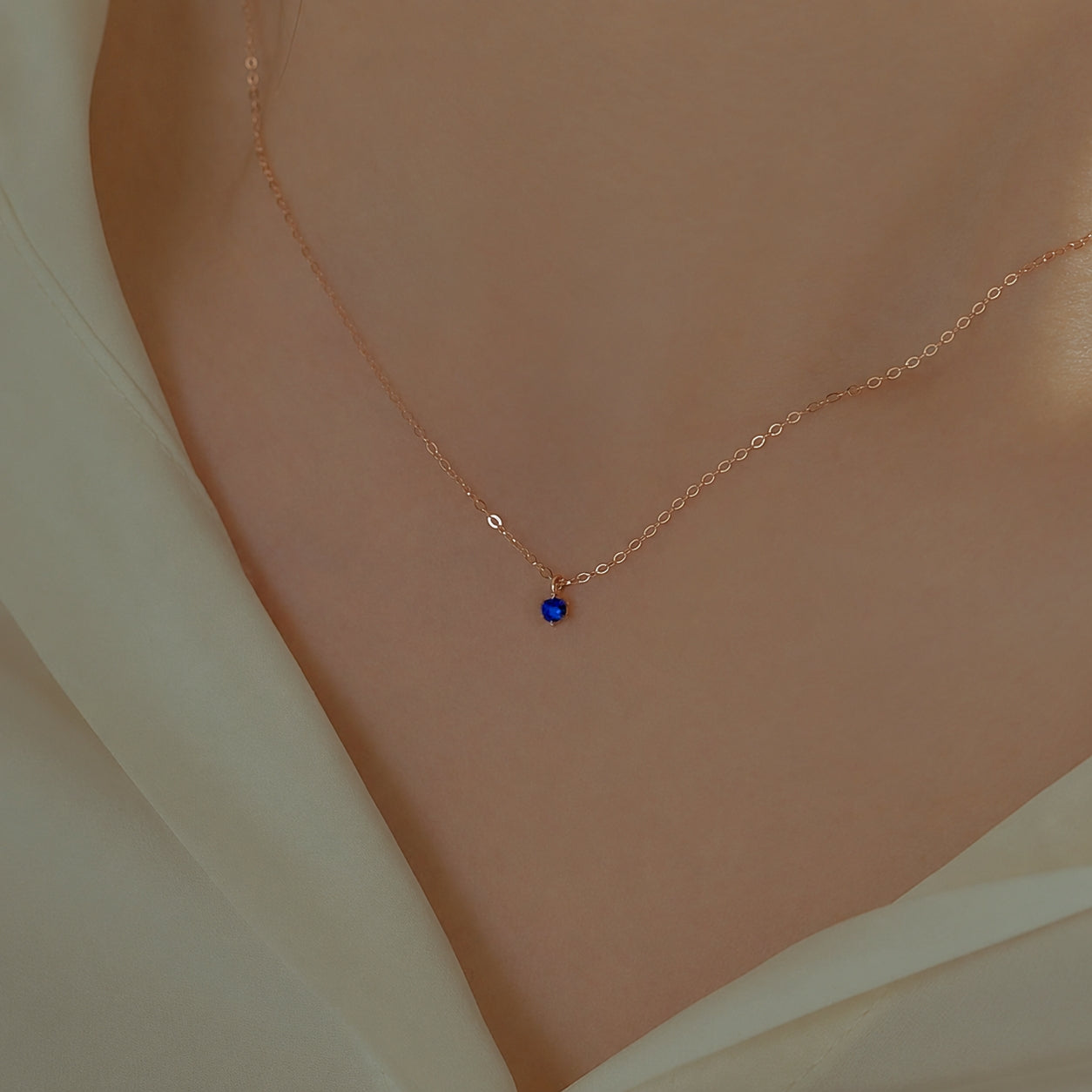 Deep ocean solitaire necklace