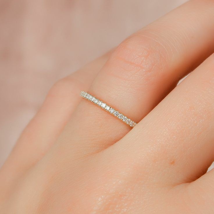 Minimalistic  horizon ring (adjustable) gold