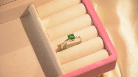 Sized emerald square ring( not adjustable )