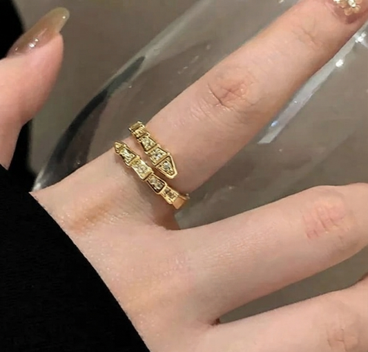 Bulgari inspired gold ring