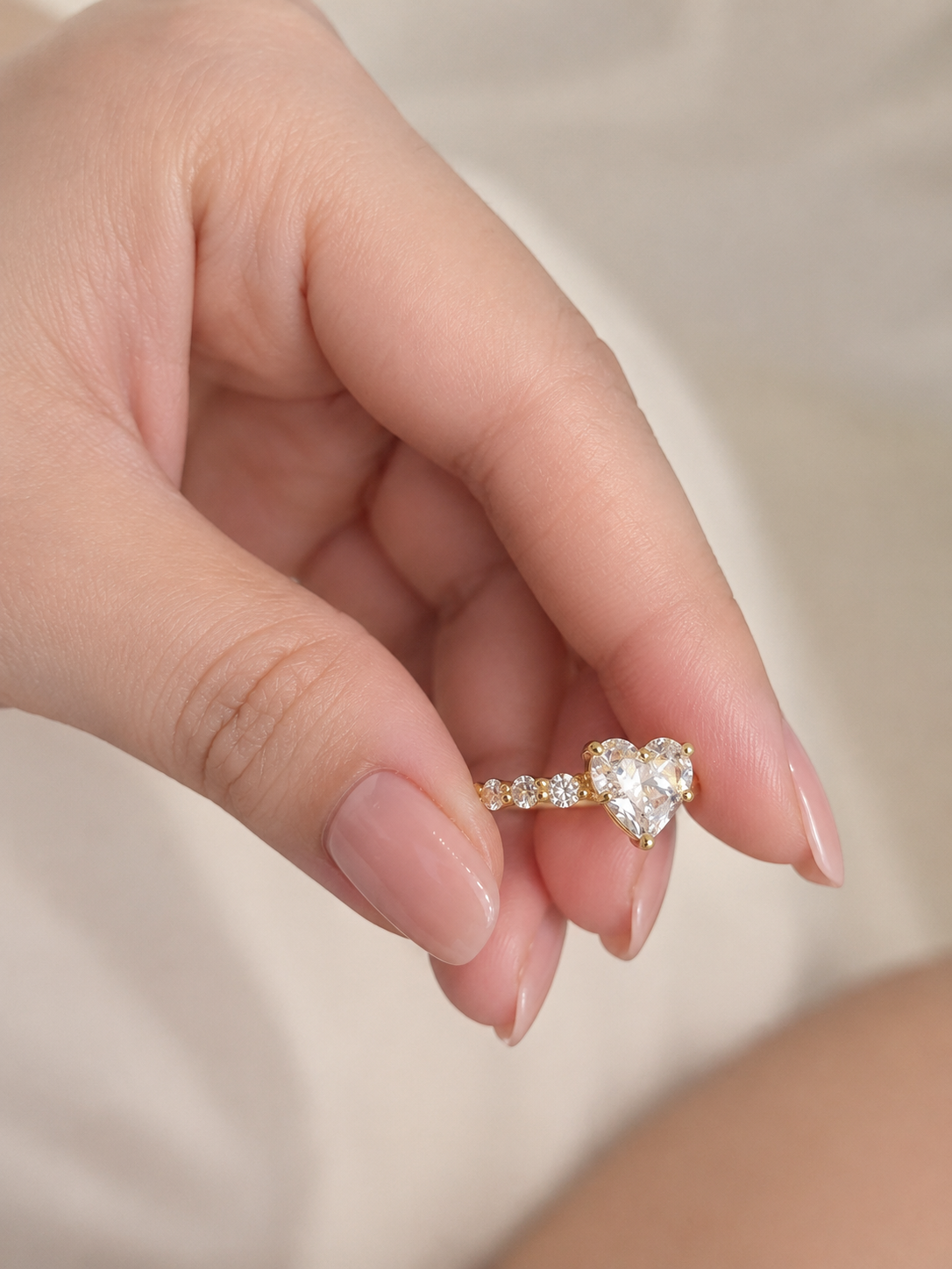 Royal heart ring (Adjustable)