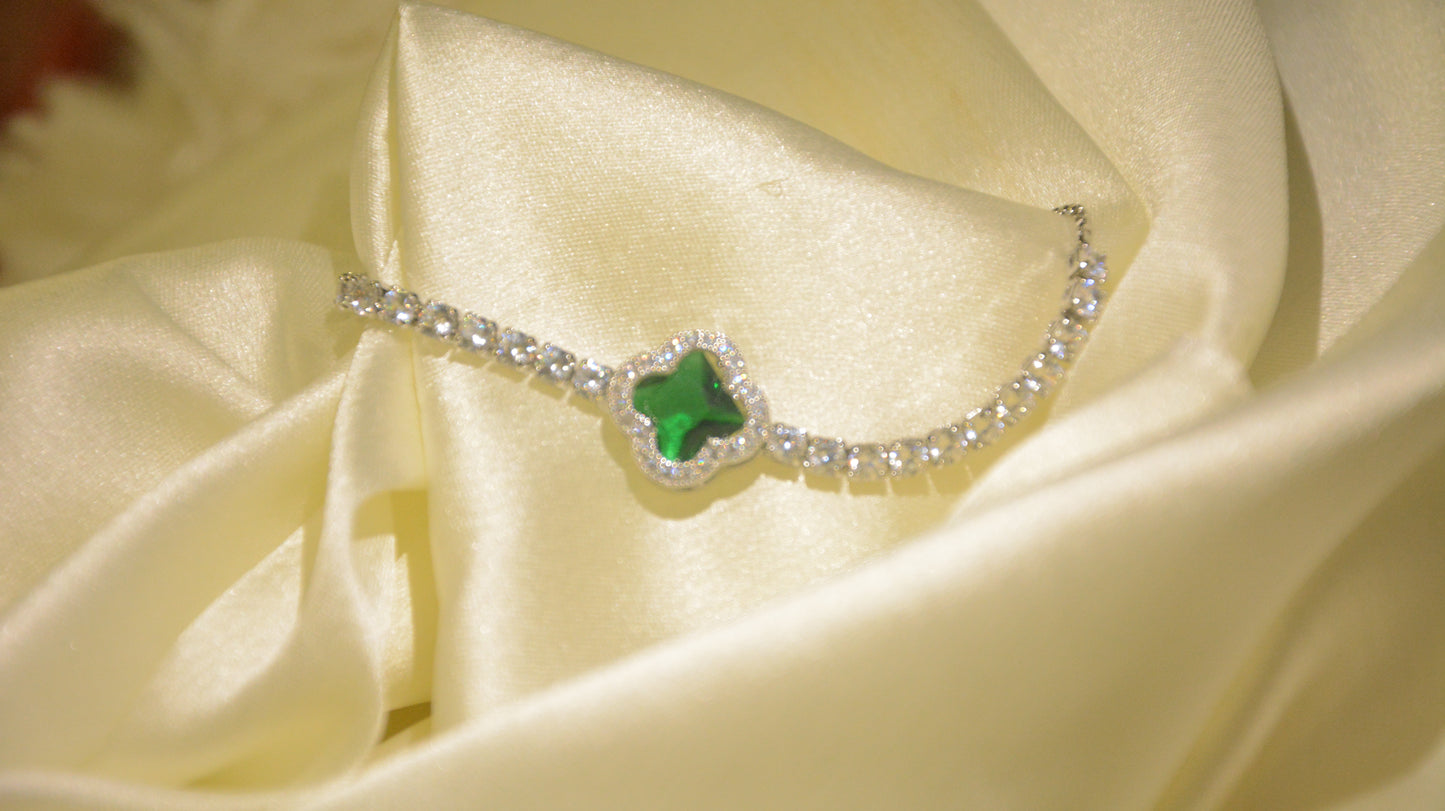 Emerald clover bracelet